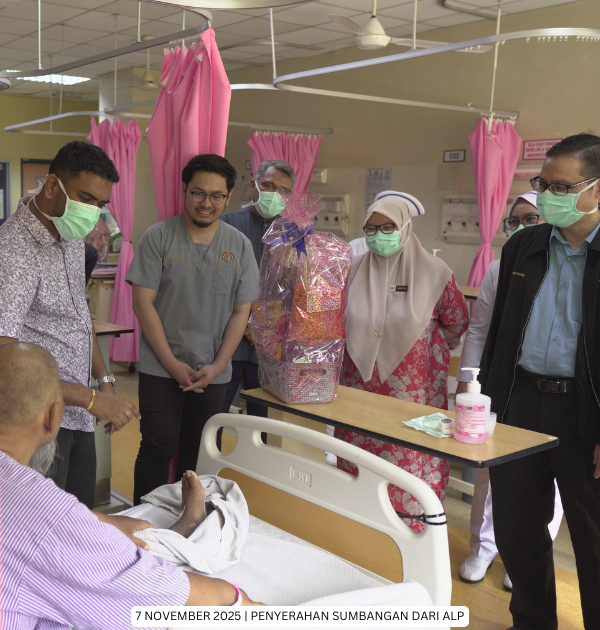 PENYERAHAN SUMBANGAN DARI ALP 2025