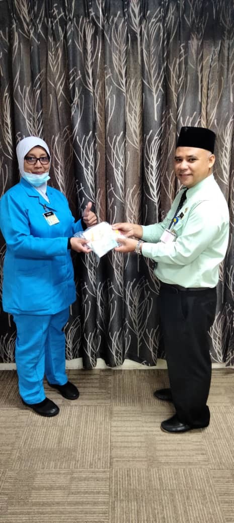 b9ec96d8-9e3b-44c1-bab6-e7d4165b4425